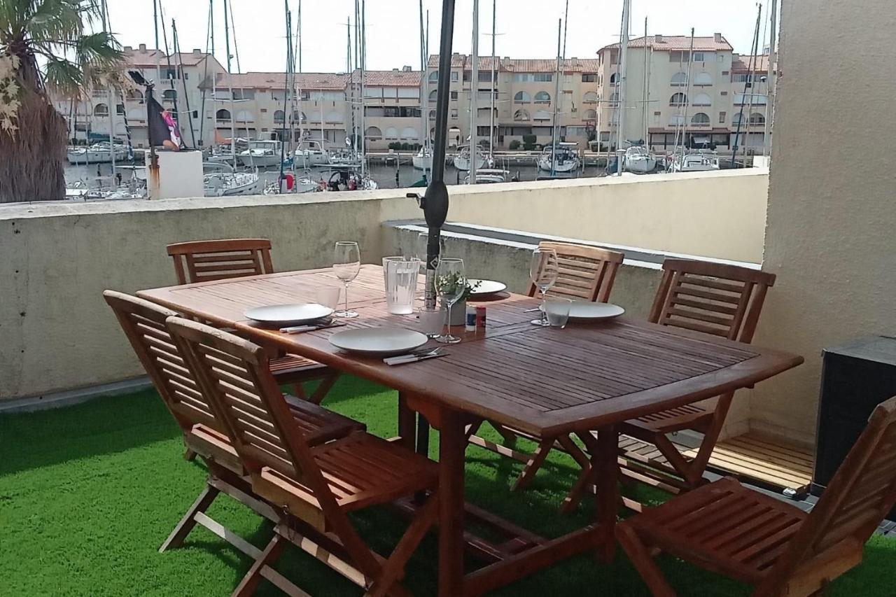 6/7 pers sur le port a 10mn a pieds de la plage Leucate Extérieur photo